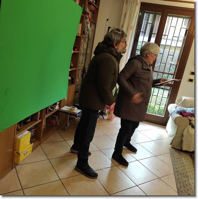 Clicca per scorrere le foto originali ingrandite